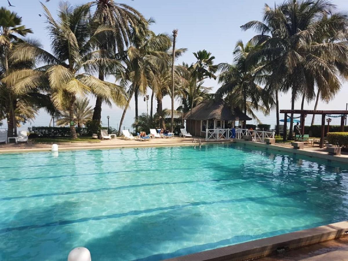 Hotel Jardin Savana Dakar Exterior photo