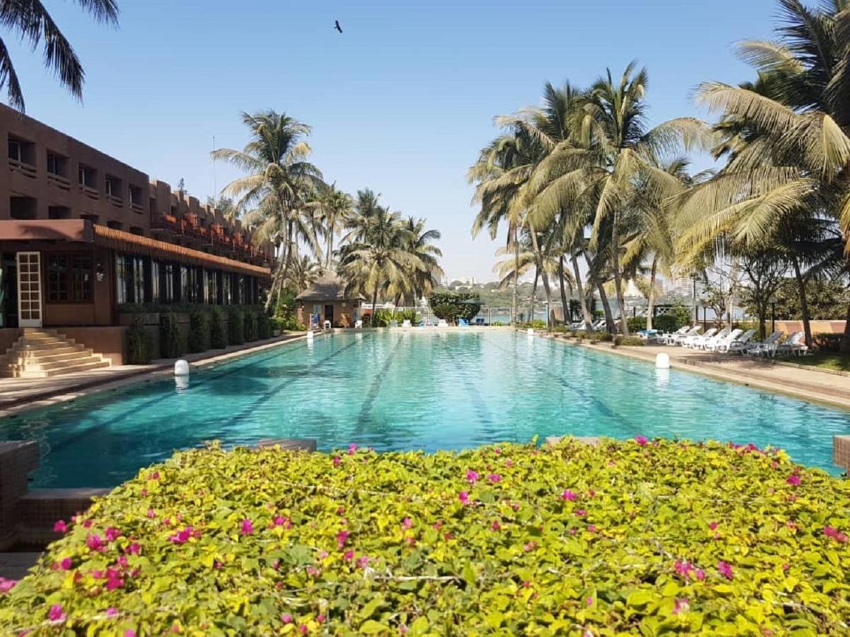 Hotel Jardin Savana Dakar Exterior photo