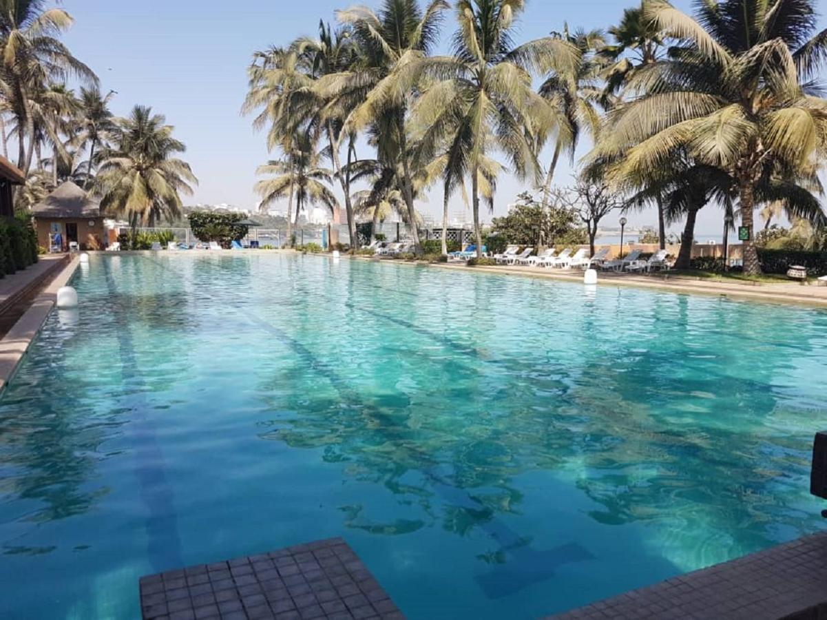 Hotel Jardin Savana Dakar Exterior photo